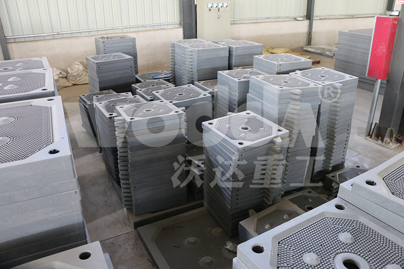 復(fù)合材料濾芯板液壓機(jī)2000噸液壓機(jī) 復(fù)合材料濾芯板液壓機(jī)2000噸液壓機(jī)