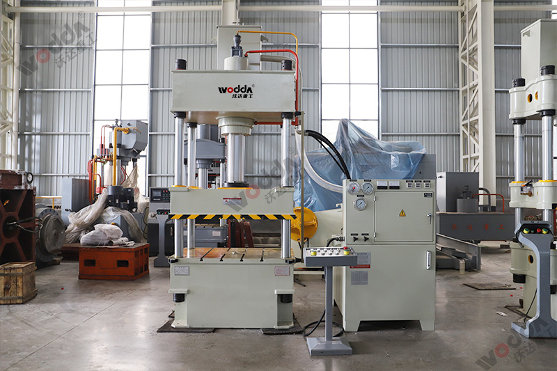 四柱液壓機(jī)行程設(shè)定分析 四柱液壓機(jī)行程設(shè)定分析