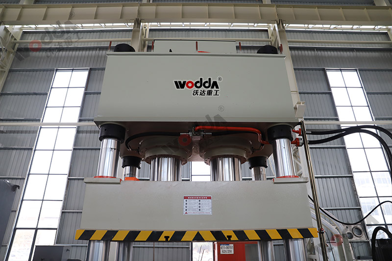 塑料托盤(pán)成型液壓機(jī)