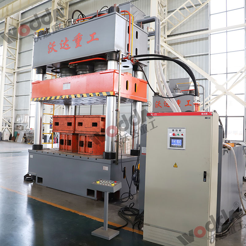 1000噸復合材料四柱液壓機 1000噸復合材料四柱液壓機