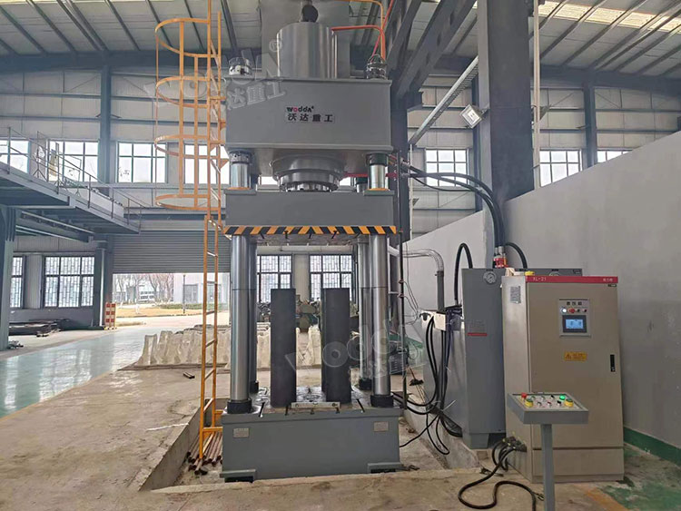 630噸伺服液壓機(jī) 630噸伺服液壓機(jī)