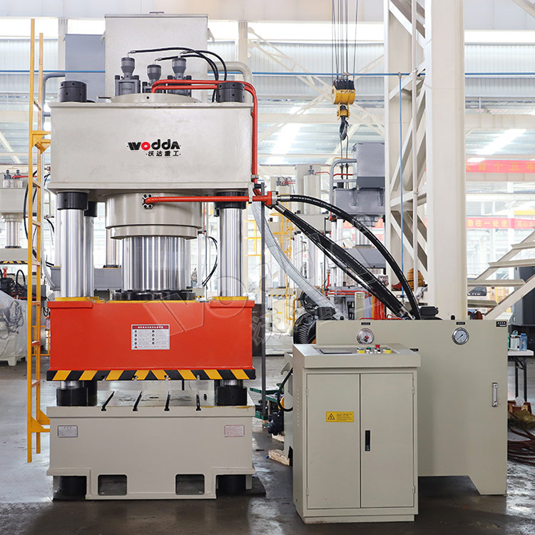 630噸錨桿托盤液壓機(jī) 630噸錨桿托盤液壓機(jī)