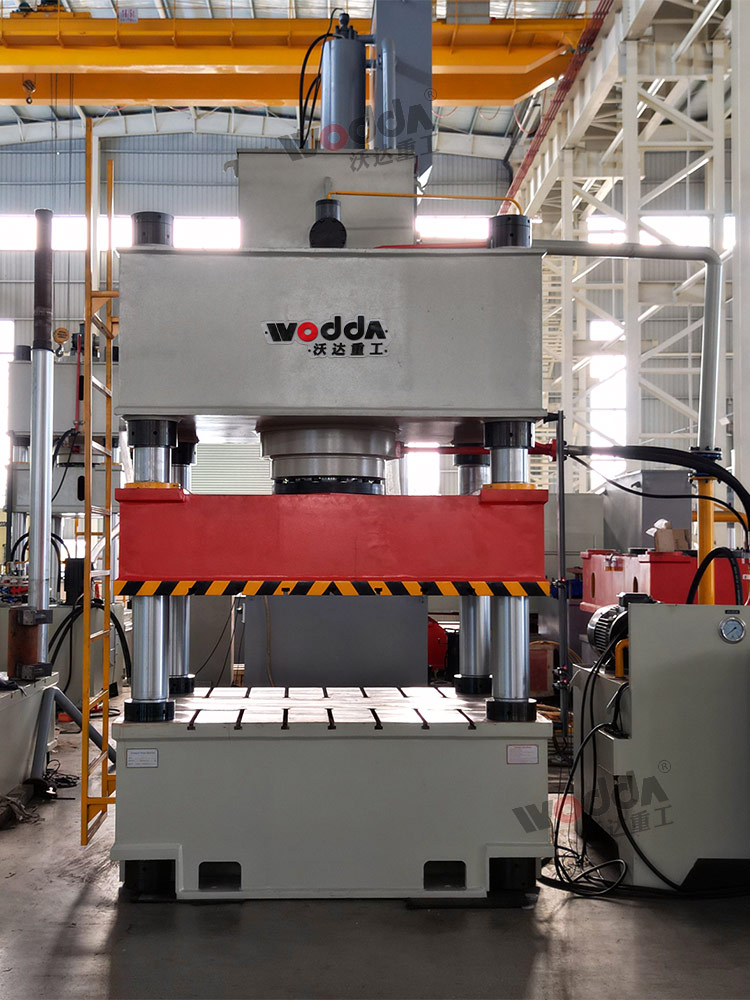 500噸垃圾箱外殼沖壓成型液壓機(jī) 500噸垃圾箱外殼沖壓成型液壓機(jī)