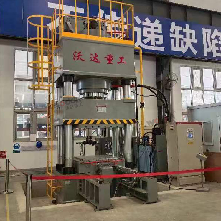 1000噸復(fù)合材料成型液壓機(jī)帶移動(dòng)工作臺(tái) 1000噸復(fù)合材料成型液壓機(jī)帶移動(dòng)工作臺(tái)