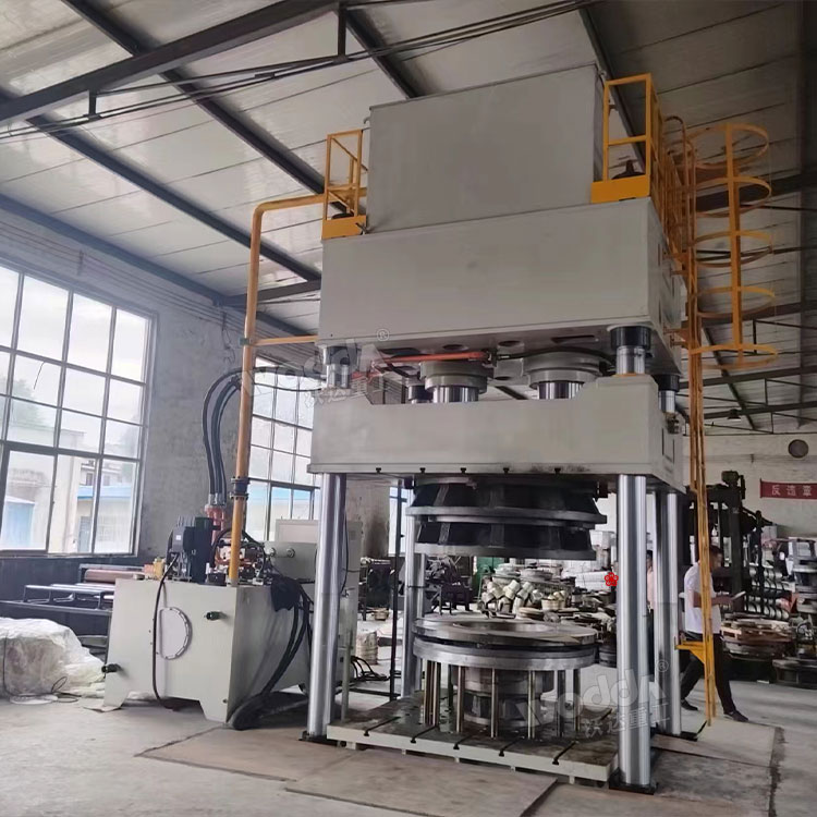 800噸四柱液壓機(jī)帶液壓墊 800噸四柱液壓機(jī)帶液壓墊