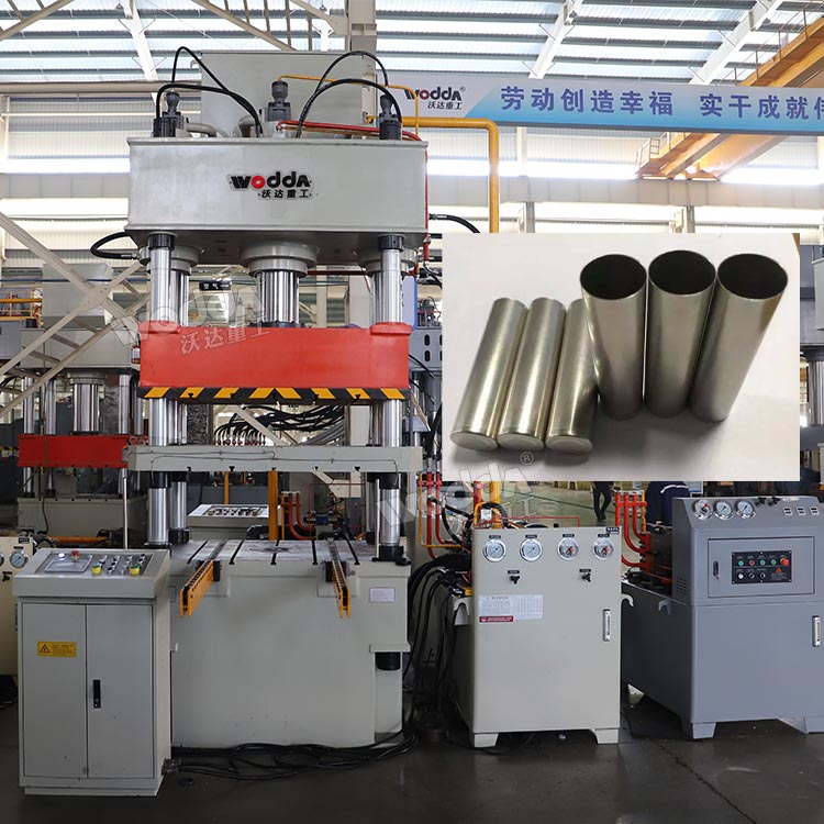 200噸動(dòng)力電池外殼拉伸液壓機(jī)車間實(shí)物 200噸動(dòng)力電池外殼拉伸液壓機(jī)車間實(shí)物