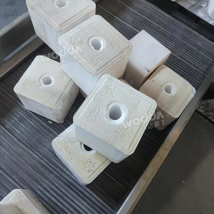 5公斤鹽磚 5公斤鹽磚