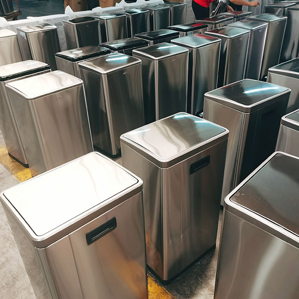 不銹鋼垃圾桶 不銹鋼垃圾桶