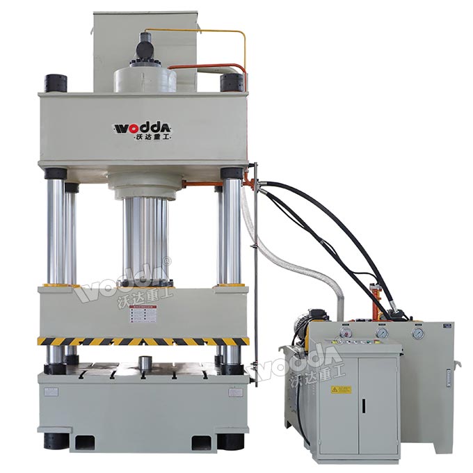 四柱液壓機(jī) 四柱液壓機(jī)