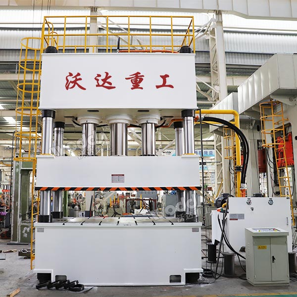 1000噸四柱液壓機(jī) 1000噸四柱液壓機(jī)